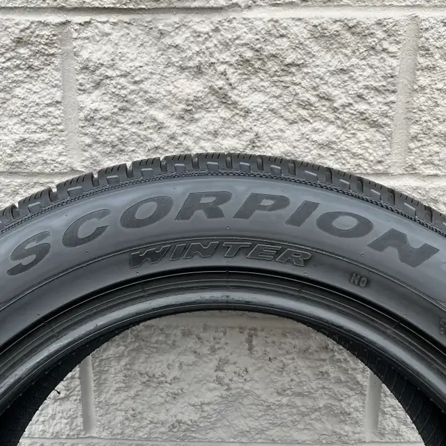 (95%) 4x 255/55R19 Pirelli Scorpion Winters in Tires & Rims in City of Toronto - Image 6