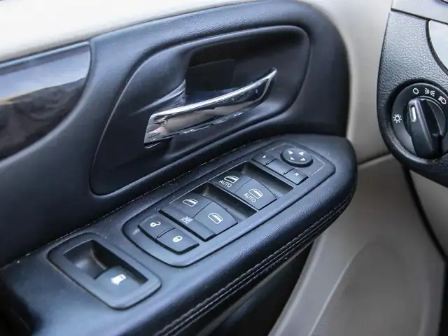 2016 Dodge Grand Caravan SXT - Power Windows - $65.41 /Wk in Cars & Trucks in Vernon - Image 17