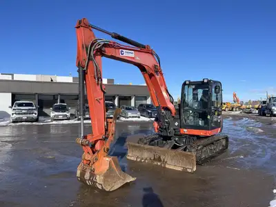 2018 KUBOTA KX080-4 MINI EXCAVATOR, 2,384 HOURS, A/C CAB, HYDRAULIC THUMB, 35in. TOOTH BUCKET 2018 K...
