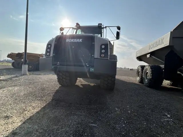 2023 Rokbak RA30 - Rental Fleet - RPO/Rent Available! in Heavy Equipment in Saskatoon - Image 7