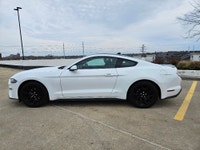 { CERTIFIED PRE-OWNED } THIS VEHICLE COMES FULLY CERTIFIED WITH A SAFETY CERTIFICATE & SERVICED AT N... (image 2)