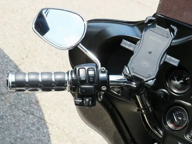 2009 Harley-Davidson FLHTCU Ultra Classic Electra Glide in Sport Touring in Cambridge - Image 12