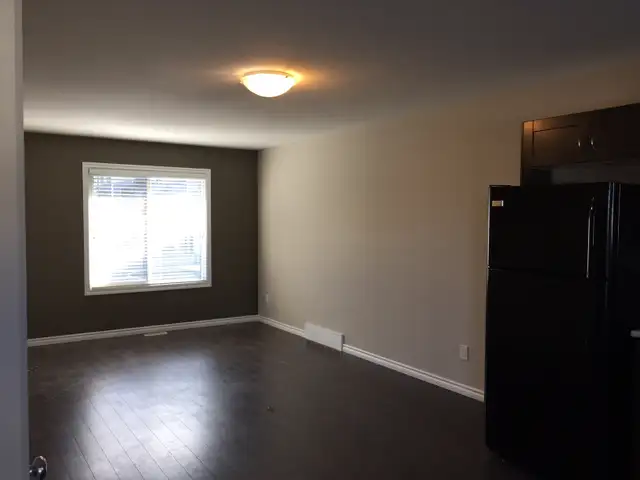 4 bedroom available now!63672036755841123