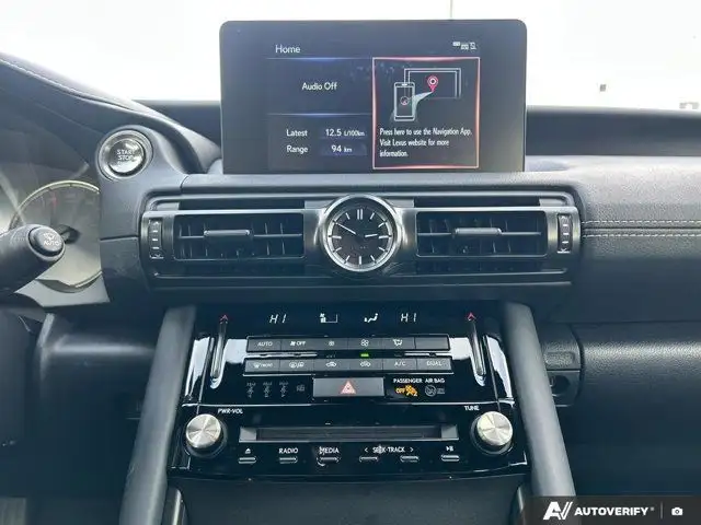 2025 Lexus IS 300 Awd | Leather | Sunroof | Accident Free in Cars & Trucks in Mississauga / Peel Region - Image 23