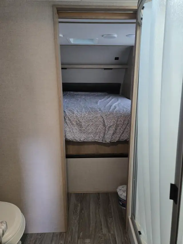 2020 Winnebago MICRO MINNIE 2405 RL in Travel Trailers & Campers in St. Albert - Image 13