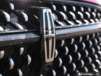 Heated Seats! SPECIAL! Was $72684. Now $67684! $5000 discount until Jul 01! This Lincoln Nautilus pr... (image 9)