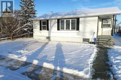 If you have GOOD CREDIT and job then I can sell you this nice house for 0 down payment!! 100 % finan...