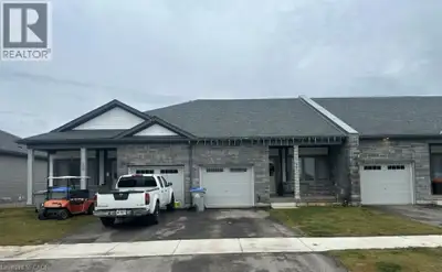 Welcome to this beautifully maintained townhouse in the charming community of Atwood, Ontario. Desig...