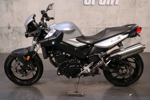 2010 BMW F800R in Sport Bikes in Laurentides - Image 4