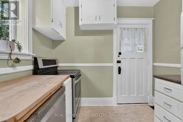 72 HOUGHTON AVENUE S Hamilton (Delta), Ontario in Houses for Sale in Hamilton - Image 15