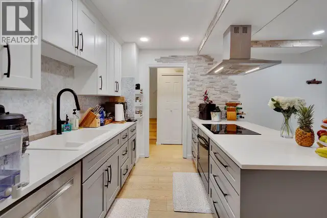 1840 PURCELL WAY North Vancouver, British Columbia in Condos for Sale in North Shore - Image 10