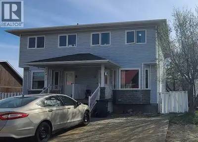 This spacious duplex is perfect for buyers looking for a mullti-generational home, looking for an in...