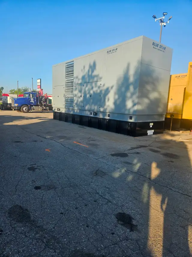 1600 KW 600 V HEAVY DUTY DIESEL GENERATOR  ENCLOSED ON TANK in Heavy Equipment in City of Montréal - Image 10