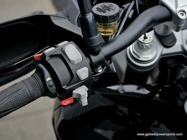 2025 Triumph Tiger 1200 GT Pro in Dirt Bikes & Motocross in Oshawa / Durham Region - Image 21