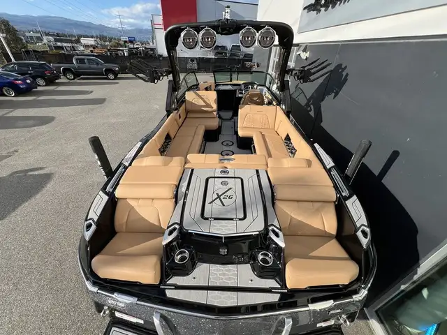2022 Mastercraft X26 in Powerboats & Motorboats in St. Albert - Image 10