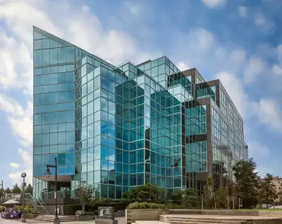 Business takes on a whole new view from Summit Place. This first class office building, with upscale...