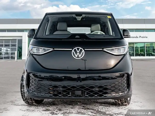 2025 Volkswagen ID. Buzz 1st Edition | CAPTAIN CHAIR | LAUNCH in Cars & Trucks in Grande Prairie - Image 9