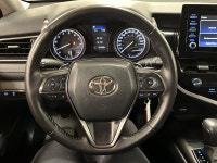 Toyota Safety Sense 2.5+ takes the lead hereanticipating hazards with pedestrian detection and left-... (image 9)