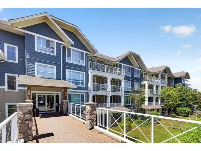 Welcome to The Ridge at Bose Farms! This beautifully maintained top-floor condo offers 2 bedrooms +...