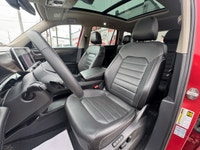 This vehicle is equipped with: 2.0L 4 cylinder turbocharged engine 8-Speed Automatic Transmission Ba... (image 6)