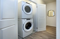BEAUTIFUL 1 BEDROOM APARTMENT FOR RENT IN GUELPH'S EAST END PERFECT FOR MATURE ACTIVE ADULTS, RETIRE... (image 8)
