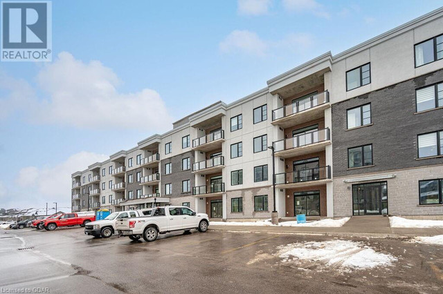 99B FARLEY Road Unit# 307 Fergus, Ontario in Condos for Sale in Guelph - Image 2