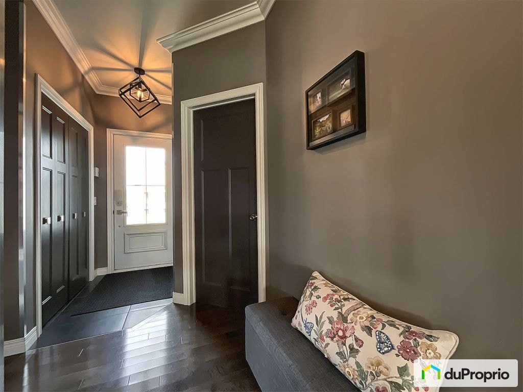 163e rue — photo 3