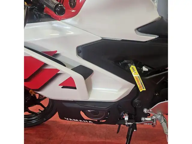 2026 Yamaha YZF-R3 ABS in Dirt Bikes & Motocross in Regina - Image 15