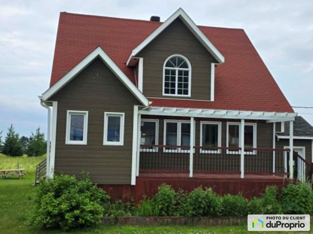 $399,000 - Price Taxes Not Included - 1 1/2 Storey for sale — photo 1