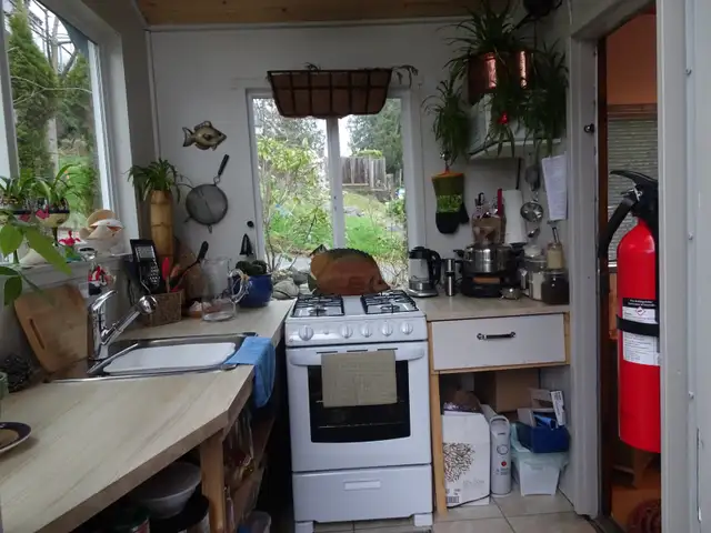 Cozy Suite, Gibsons, Sunshine Coast, View Property in Houses for Sale in Port Hardy / Port McNeill - Image 4