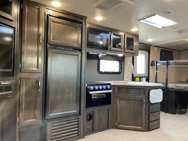 2021 Jayco White Hawk 29BH in Travel Trailers & Campers in St. Albert - Image 11