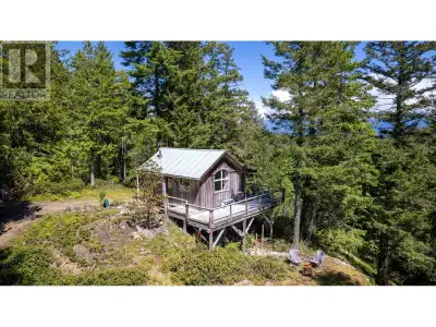 Rarely available 10-acre parcel on Keats Island! Connected to power right up to the beautiful peak w...
