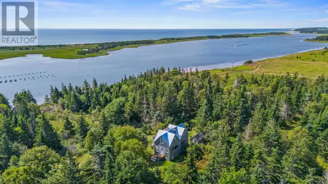3996 EAST POINT Road South Lake, Prince Edward Island62854408185601121