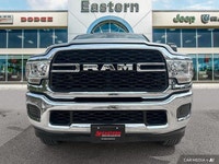 | 8.4 Touchscreen | Apple CarPlay & Google Android Auto | ParkView Rear Back-Up Camera | Active Nois... (image 6)