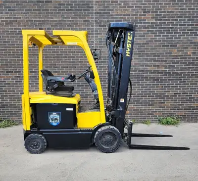 Keywords: used forklift, electric forklift, Hyster forklift, 4-stage mast, 5000 lbs capacity, forkli...