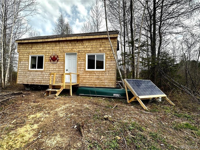  Charest Road Saint Jacques, New Brunswick Maisons à vendre