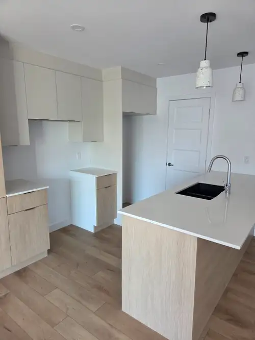 ✨ LOGEMENTS NEUFS 5 ½ HAUT DE GAMME À LOUER – À PARTIR DE 1595$/MOIS ✨ **PROMOTION 1ER MOIS GRATUIT*...