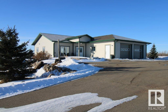 1,59424 RRD 263 NE Rural Westlock County, Alberta in Houses for Sale in Edmonton