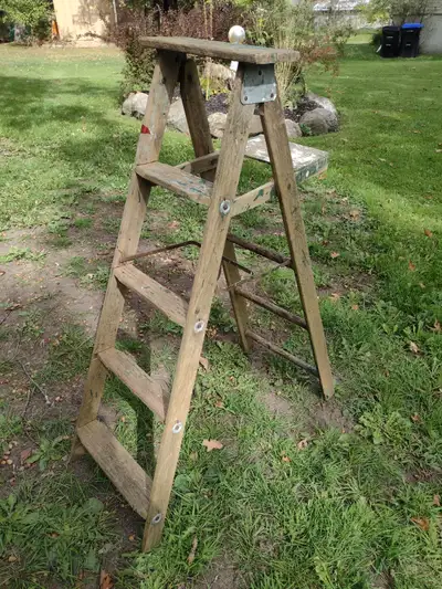 Vintage 4 step painters ladder, View more