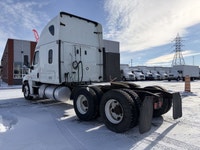 2019 Freightliner Cascadia 125 2019 FREIGHTLINER/MERCEDES CASCADIA 125 Tandem Axle Sleeper Tractor -... (image 7)