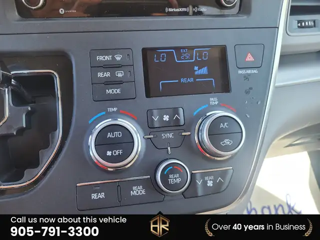 2018 Toyota Sienna LE | AWD | Power doors in Cars & Trucks in Mississauga / Peel Region - Image 22