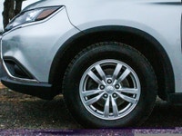 The 2020 Mitsubishi Outlander is a striking Silver 4x4 SUV that delivers excellent handling on all t... (image 6)