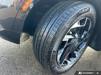 The advertised vehicle price is based on a promotional finance offer. Customers who purchase the veh... (image 9)
