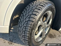 The advertised vehicle price is based on a promotional finance offer. Customers who purchase the veh... (image 9)