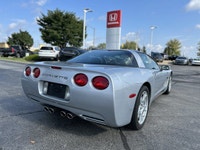 Turn heads in this sleek 1999 Chevrolet Corvette, boasting a stunning Sebring Silver Metallic exteri... (image 5)
