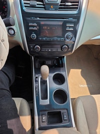 2013 Nissan Altima Year: 2013 Make: Nissan Model: Altima Mileage: 253,000 Km Transmission: Automatic... (image 7)