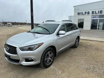 2017 Infinity QX60 with 124,127 kms Key Features & Highlights 3.5L V6 Engine Automatic Transmission...