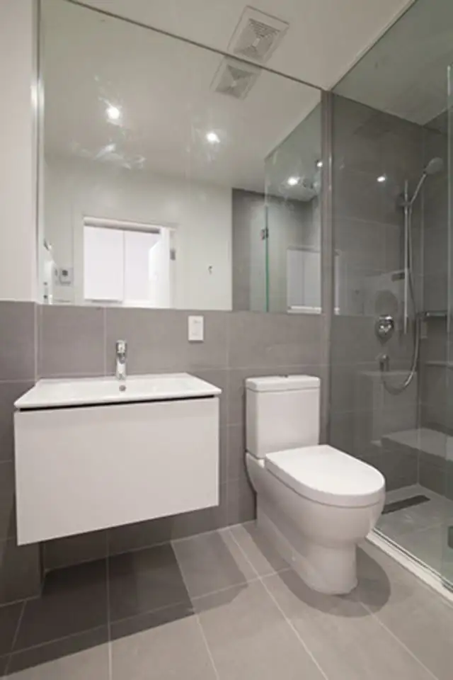 modern studio apartment near McGill - ID 1233 in Long Term Rentals in City of Montréal - Image 7