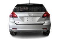 * Venza * XLE * AWD * 2015 * Mags * Toit ouvrant * Bluetooth * Régulateur de vitesse * Vitres teinté... (image 3)