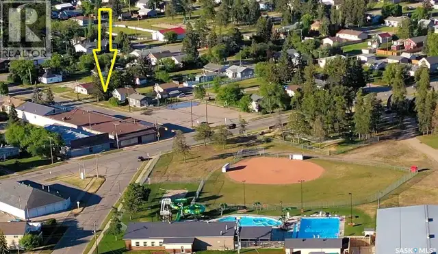 111 3rd STREET N Nipawin, Saskatchewan in Land for Sale in Nipawin - Image 4